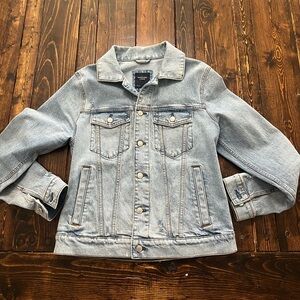 Abercrombie & Fitch Men’s Jean Jacket